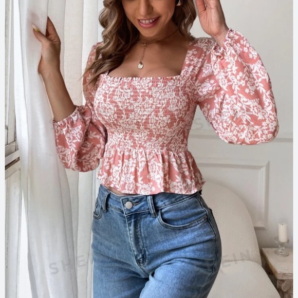 Shein Floral blouse with balloon sleeves - Picture 1 of 3